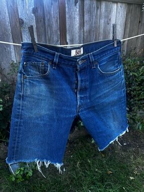 Levi's 501 Men's Blue Denim Cut-Off Shorts